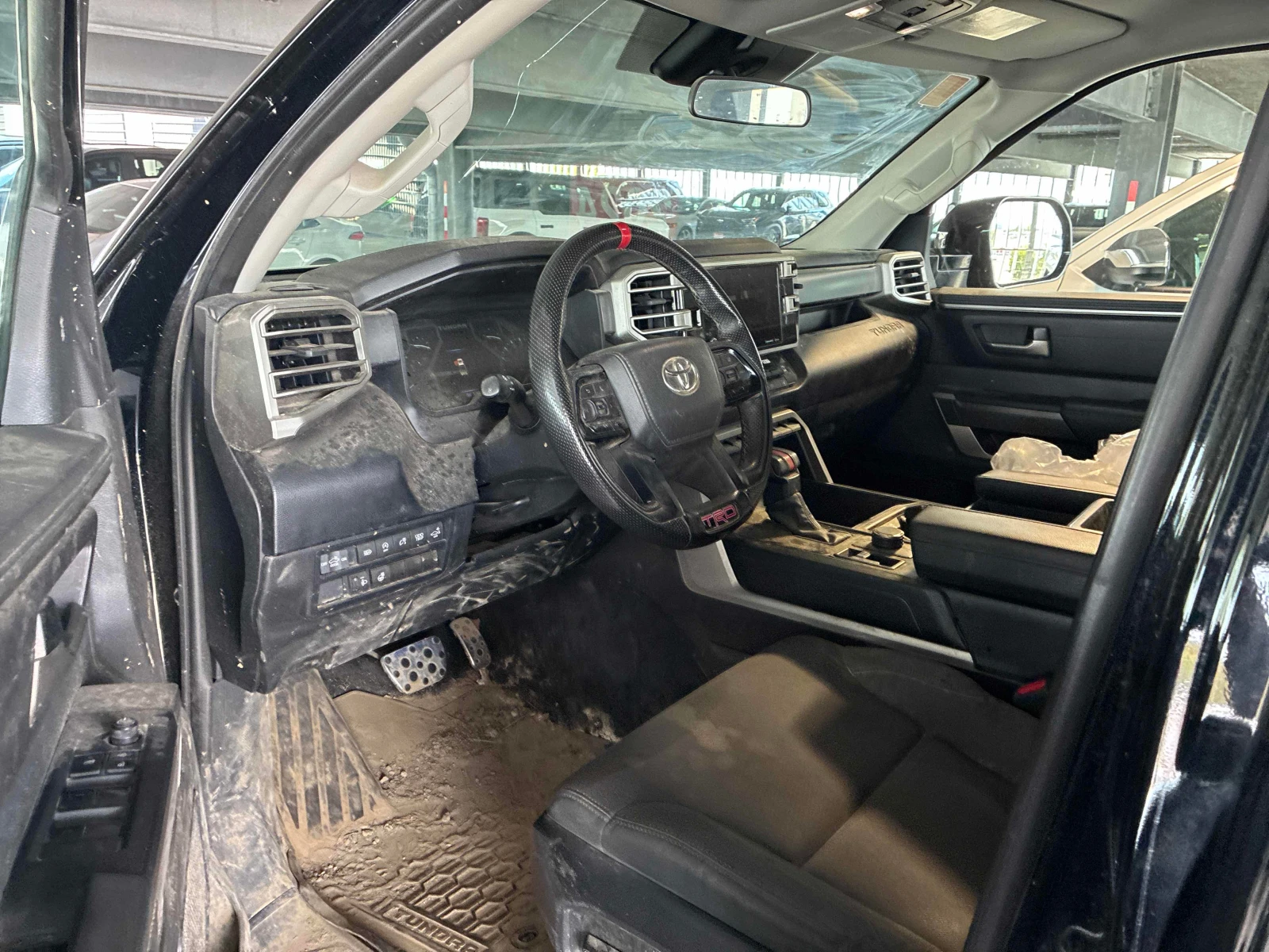 Toyota Tundra * 4x4 Crewmax * CARFAX * ����� �� �����������  | Mobile.bg � ����������� 5