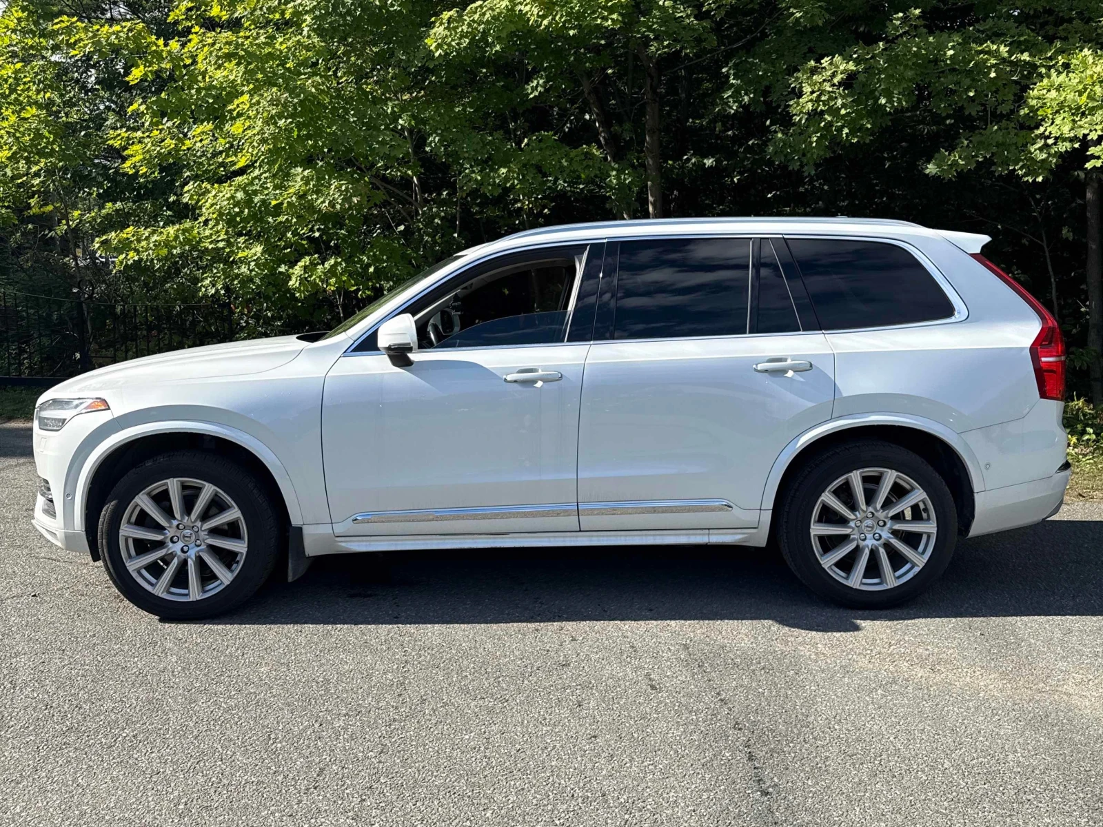 Volvo Xc90 Inscription / 360 / HUD / ОБДУХВАНЕ / 1 СОБСТВЕНИК, снимка 2 - Автомобили и джипове - 55858543
