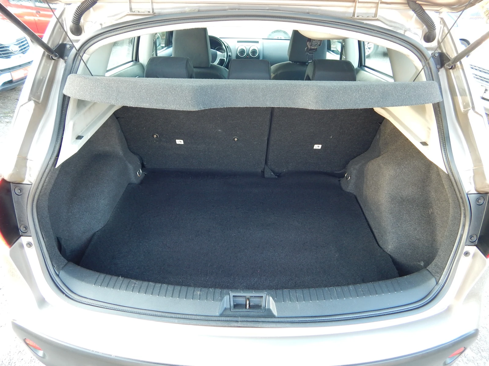 Nissan Qashqai 1.6i* ОТЛИЧЕН* , снимка 8 - Автомобили и джипове - 55976513