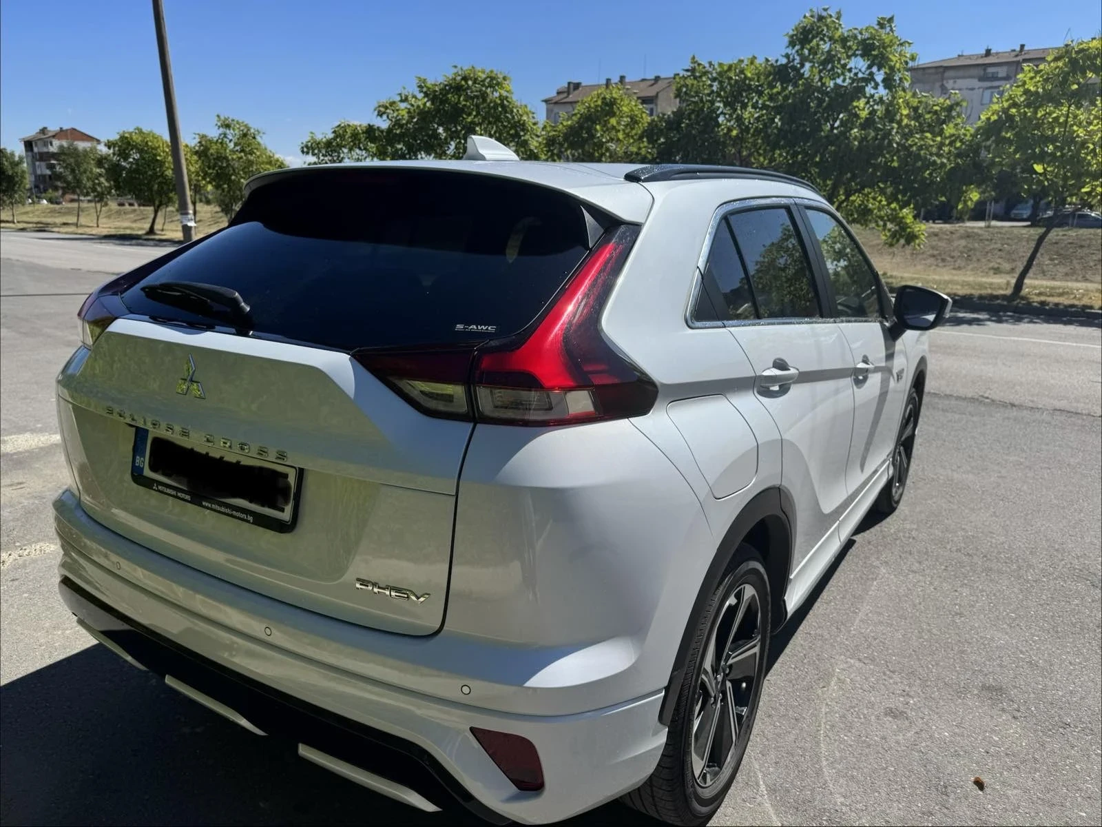 Mitsubishi Eclipse Cross  2.4 PHEV Top S-AWC  Закупен нов от БГ , снимка 5 - Автомобили и джипове - 56069875