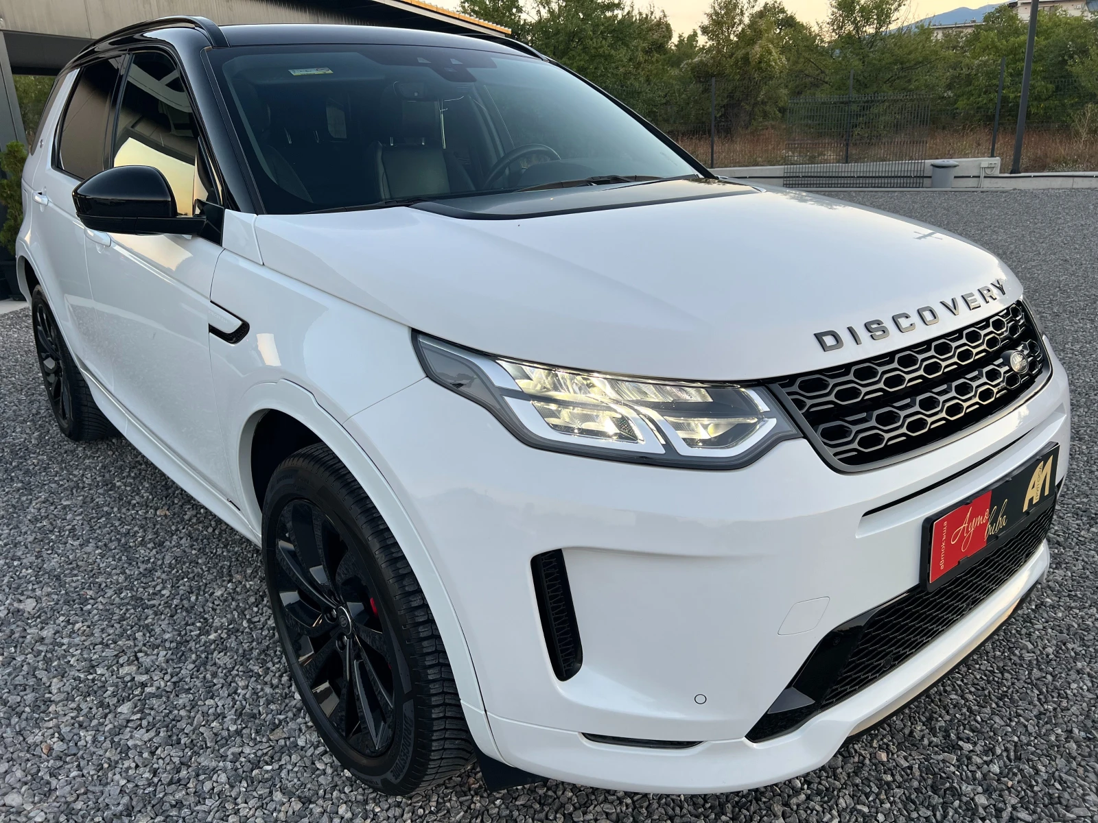 Land Rover Discovery Sport R-DYNAMIC/180k.c./ПАНОРАМА/КОЖА/ДИСТРОНИК/ACC/LED/, снимка 6 - Автомобили и джипове - 56129979