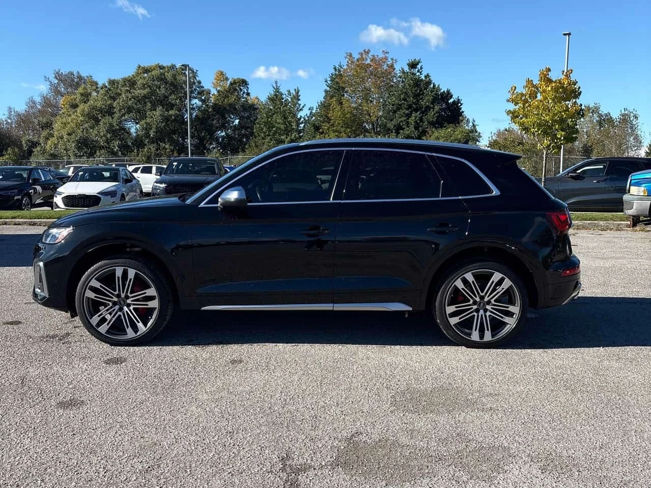 Audi SQ5 * Progressiv * CARFAX * , снимка 2 - Автомобили и джипове - 56416069