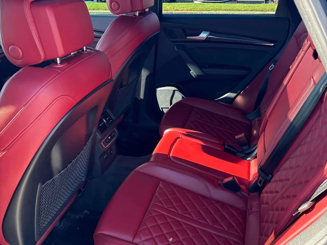 Audi SQ5 * Progressiv * CARFAX * , снимка 11 - Автомобили и джипове - 56416069
