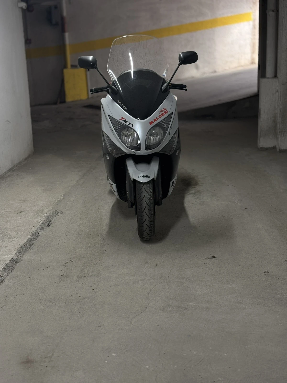 Yamaha T-max