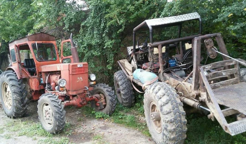 Трактор ЮМЗ 65кс, снимка 5 - Селскостопанска техника - 52621219