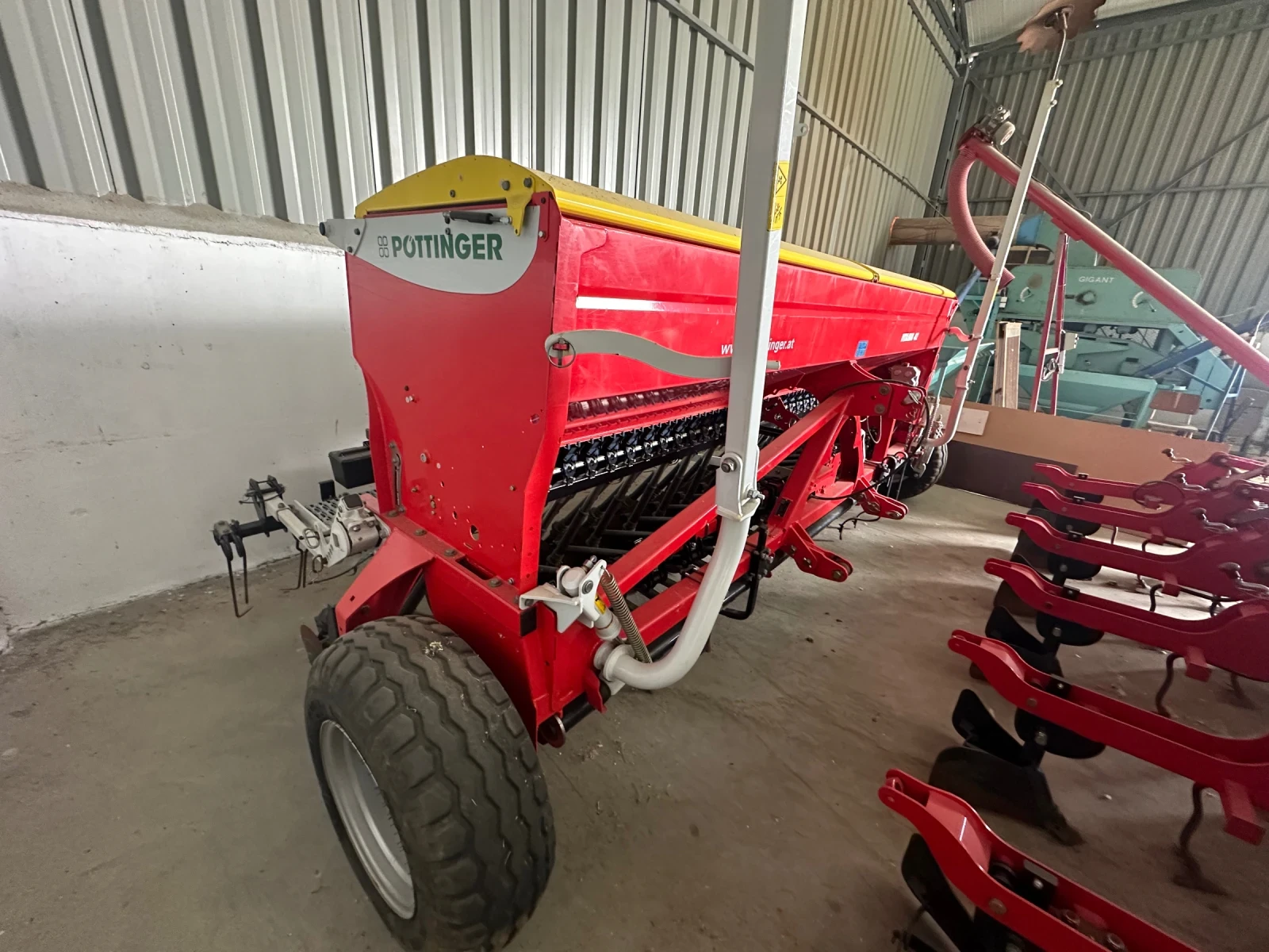 Сеялка Друга марка Pottinger Vitasem 402 - изображение 3