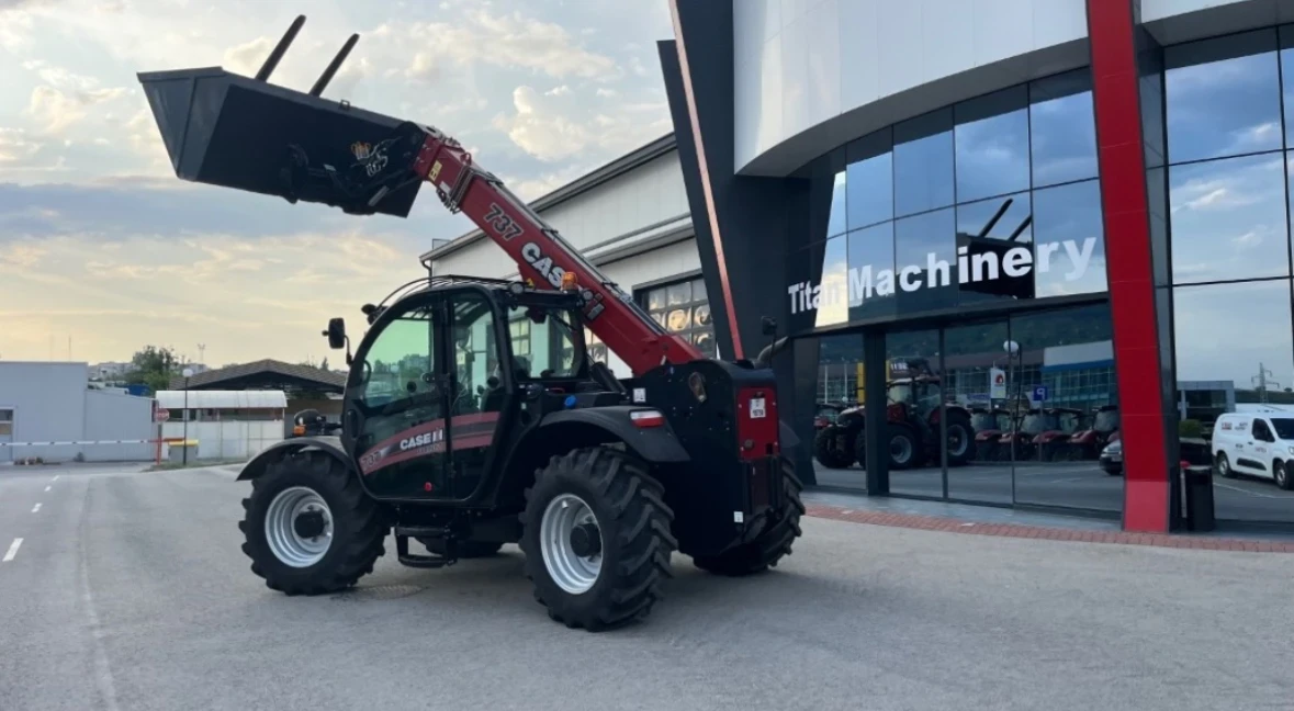 Телескопичен товарач CASE IH Farmlift 737 - изображение 3