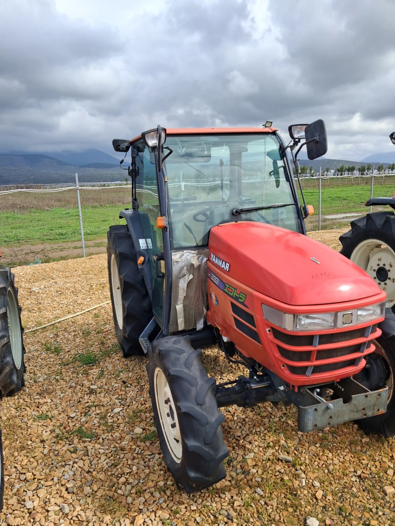 Трактор Kubota Скайтрак , снимка 4 - Селскостопанска техника - 54076351