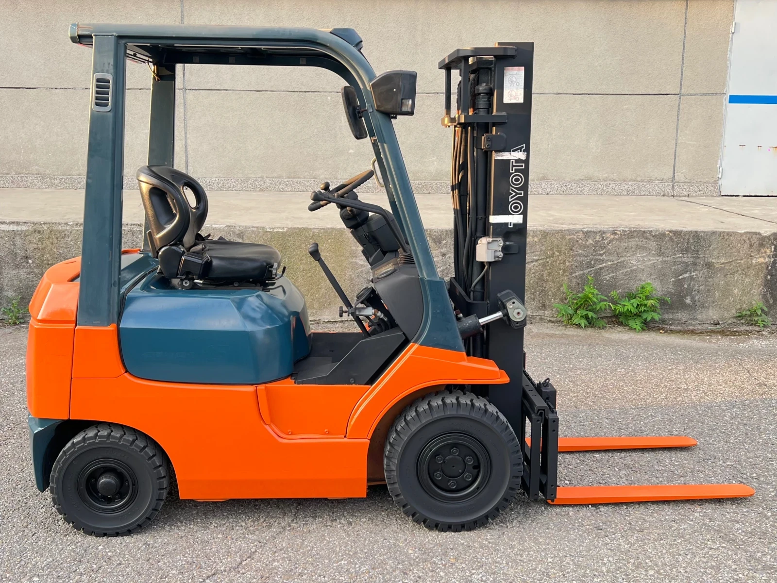  Toyota   / /  | Mobile.bg   6