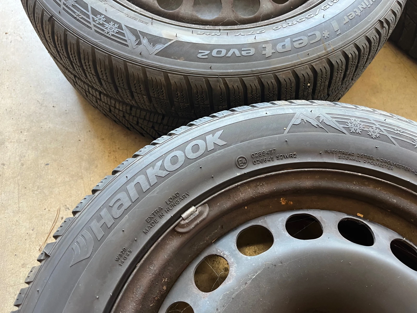 Гуми с джанти Hankook 215/55R16, снимка 6 - Гуми и джанти - 55831872