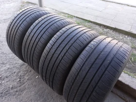 Гуми Всесезонни 255/35R19, снимка 1 - Гуми и джанти - 49593726