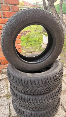 Гуми Зимни 195/65R15