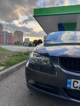 BMW 318 2.0D, снимка 1