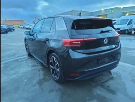 VW ID.3 1st Max, снимка 4