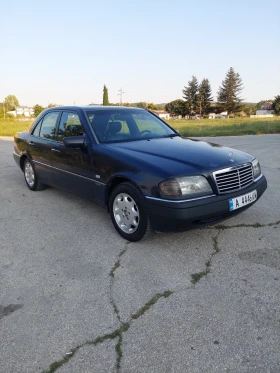Mercedes-Benz C 180, снимка 6