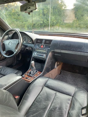 Mercedes-Benz C 180, снимка 12