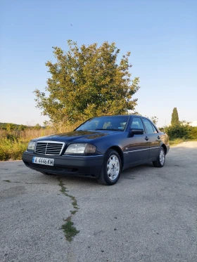 Mercedes-Benz C 180, снимка 2