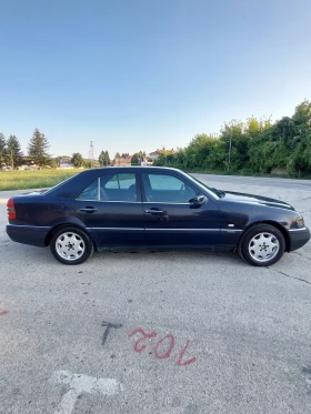Mercedes-Benz C 180, снимка 5