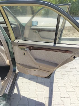 Mercedes-Benz C 180 | Mobile.bg    11