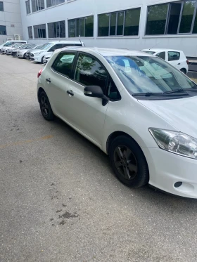 Обява за продажба на Toyota Auris ~7 400 лв. - изображение 1