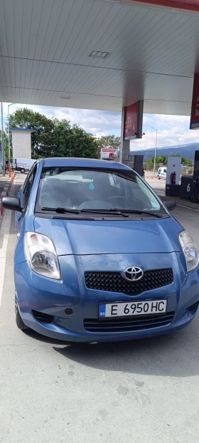 Toyota Yaris 1000 - изображение 1