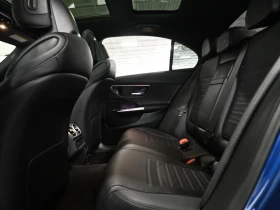 Mercedes-Benz C 300 4MATIC AMG 360CAM Sport С РЕГИСТРАЦИЯ & АВТО КРЕДИ, снимка 13