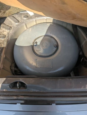 Citroen C4 1.6 109к.с. ГАЗ, снимка 11 - Автомобили и джипове - 53666170