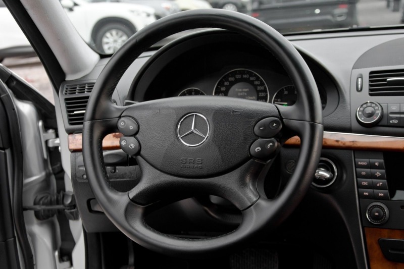 Mercedes-Benz E 220 CDI, снимка 12 - Автомобили и джипове - 43010155
