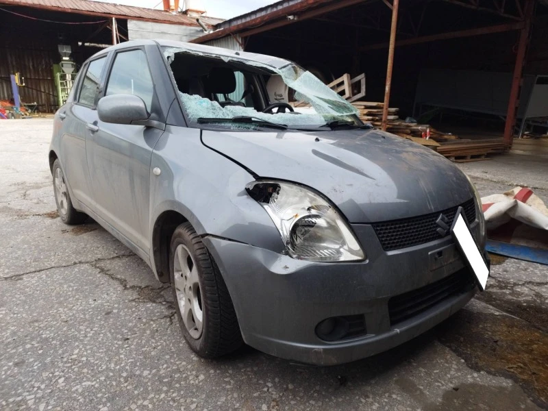 Suzuki Swift Automatic, снимка 1 - Автомобили и джипове - 47234635