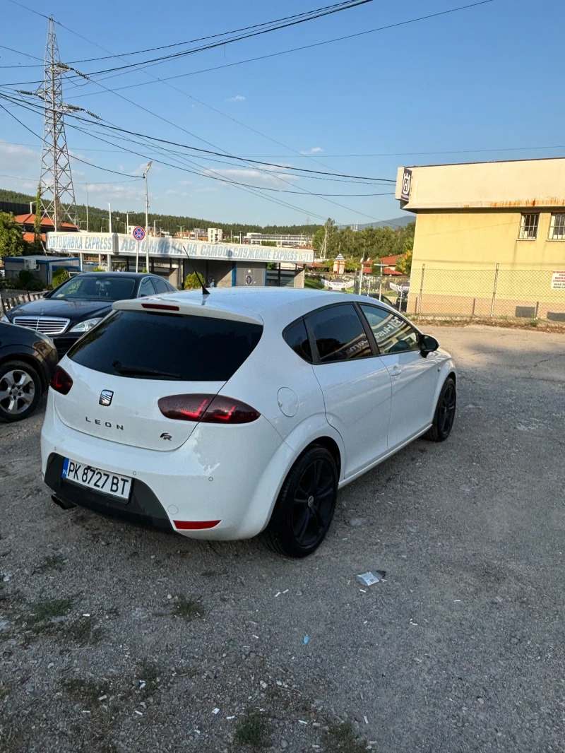 Seat Leon FR 2.0 TDI, снимка 6 - Автомобили и джипове - 47110097