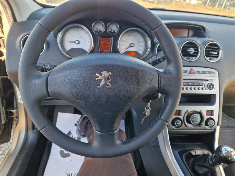 Peugeot 308 1.6/HDI//7МЕСТЕН/ПАНОРАМА, снимка 15 - Автомобили и джипове - 48559556