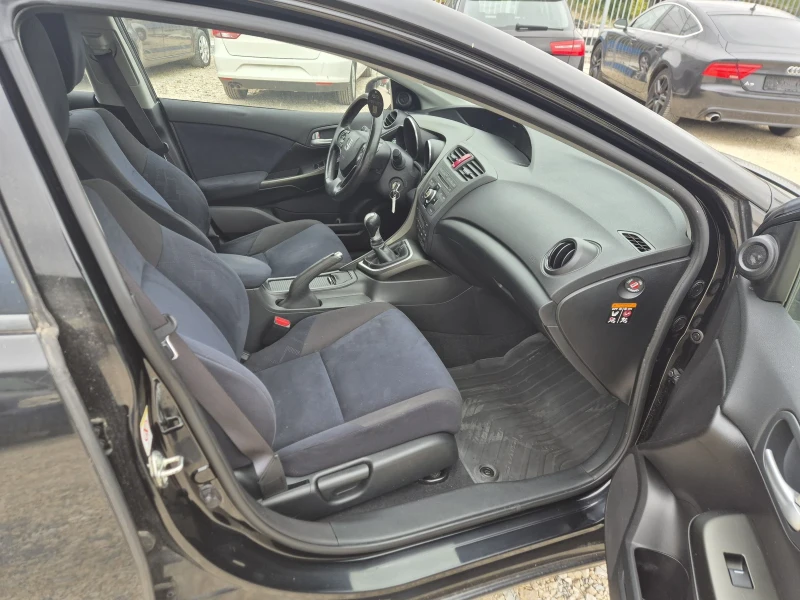 Honda Civic 1.6D TEC , снимка 7 - Автомобили и джипове - 51837513