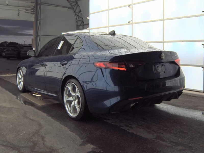 Alfa Romeo Giulia Ti Sport, снимка 6 - Автомобили и джипове - 52408372