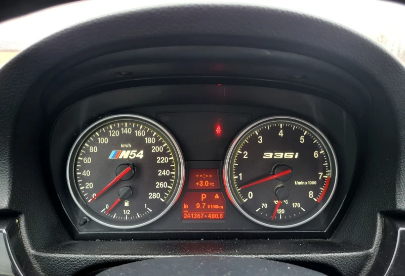 BMW 335, снимка 11 - Автомобили и джипове - 52585279