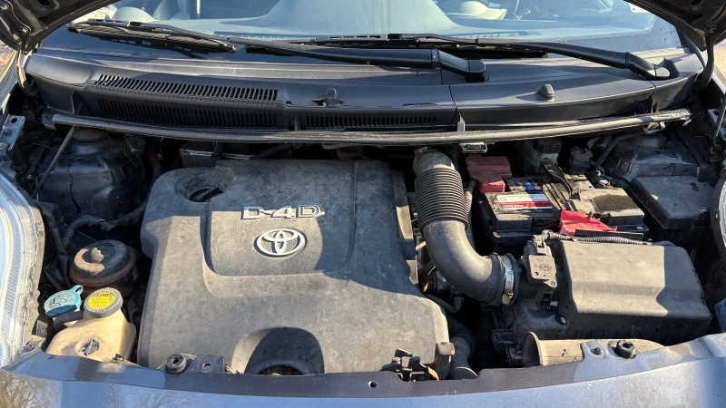 Toyota Yaris, снимка 8 - Автомобили и джипове - 52737530