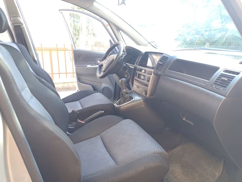 Toyota Corolla verso 2.0 D4D 90к.с., снимка 8 - Автомобили и джипове - 52748351