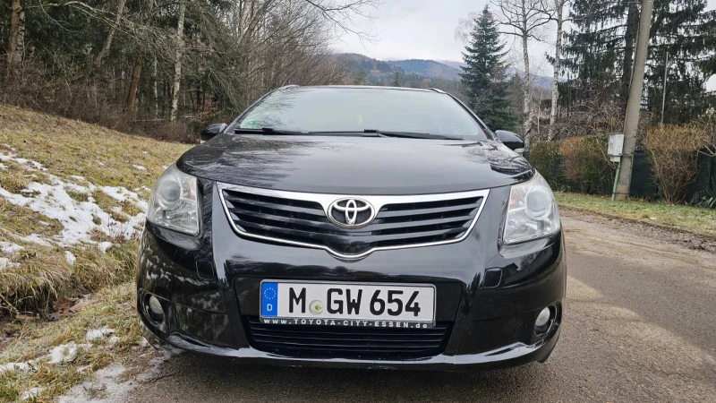 Toyota Avensis 1.8, снимка 2 - Автомобили и джипове - 53457982