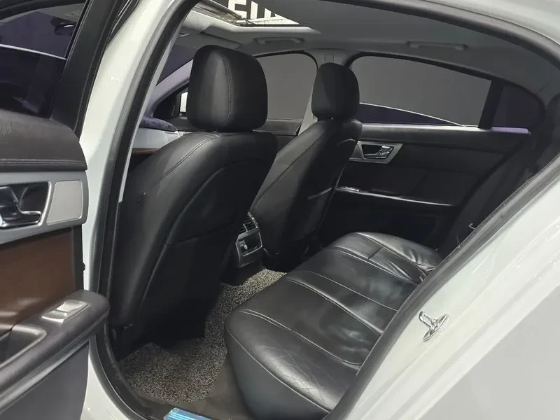 Jaguar Xf 2.2D | Mobile.bg � ����������� 12