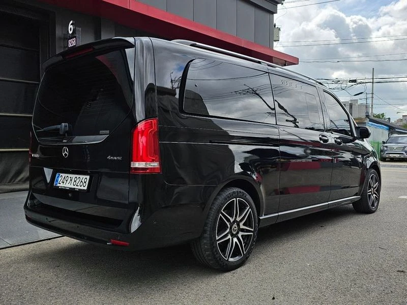 Mercedes-Benz V 300 1.9 Automatic КРАЙНА ЦЕНА: 72086 EUR, снимка 2 - Автомобили и джипове - 55966703