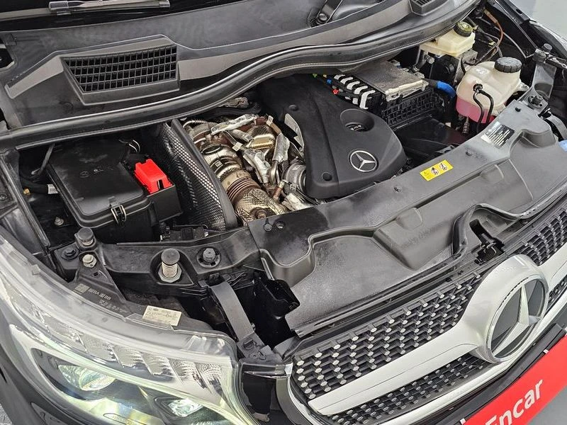 Mercedes-Benz V 300 1.9 Automatic КРАЙНА ЦЕНА: 72086 EUR, снимка 6 - Автомобили и джипове - 55966703