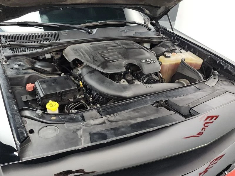Dodge Challenger 3.6 Automatic, снимка 6 - Автомобили и джипове - 56003115