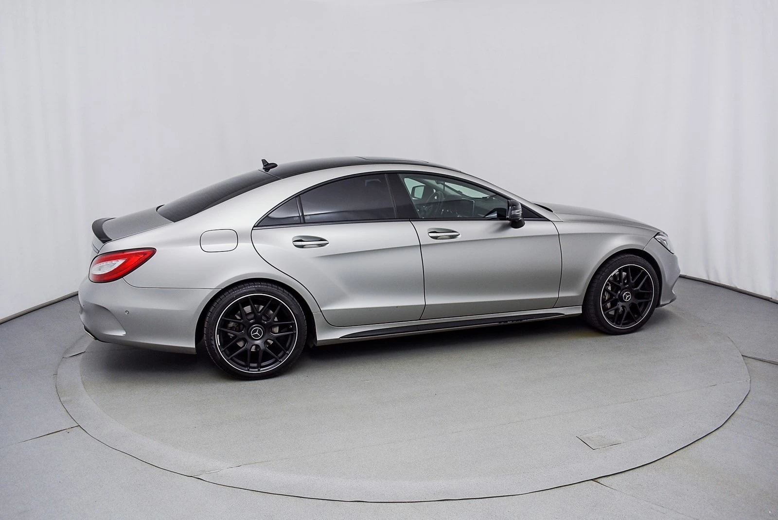 Mercedes-Benz CLS 500 4MATIC - изображение 5