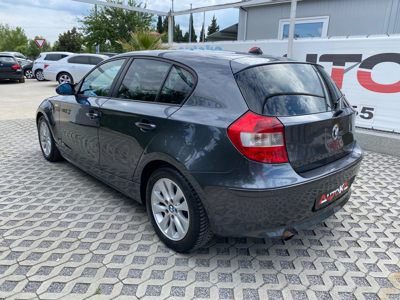 BMW 118 2.0D-122кс= 6скорости - изображение 5