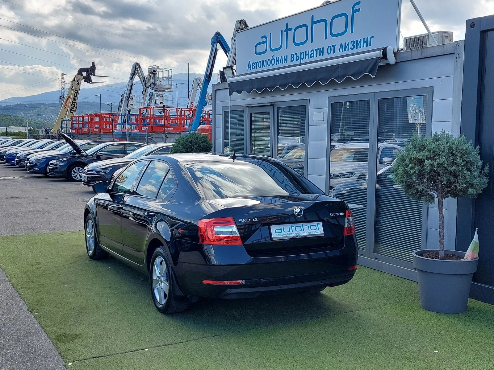 Skoda Octavia 1.6TDI/116k.c./5MT - изображение 3