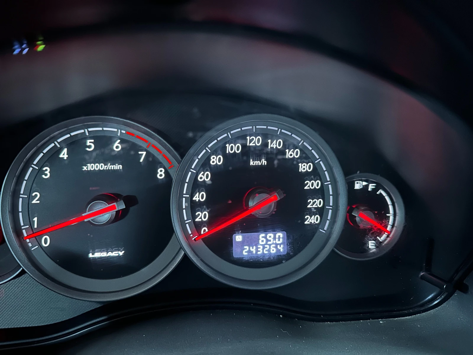 Subaru Legacy 2.0i 137 .. / | Mobile.bg   15