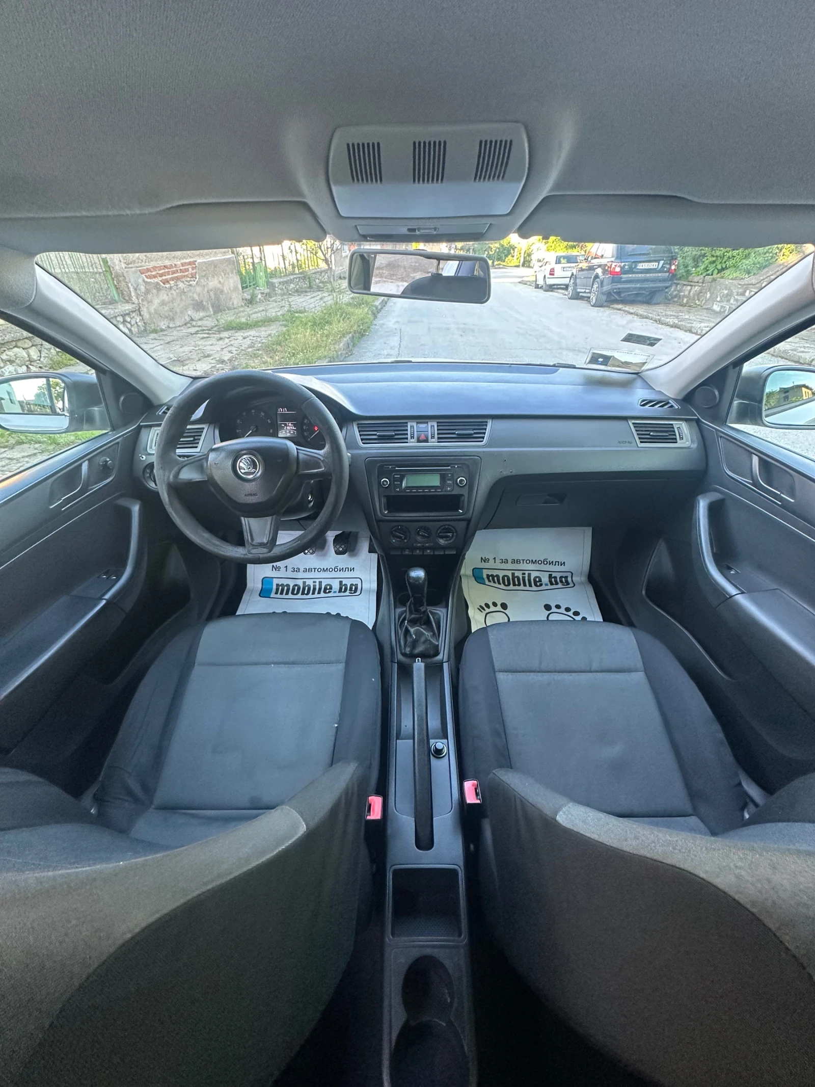 Skoda Rapid 1.2i - изображение 10