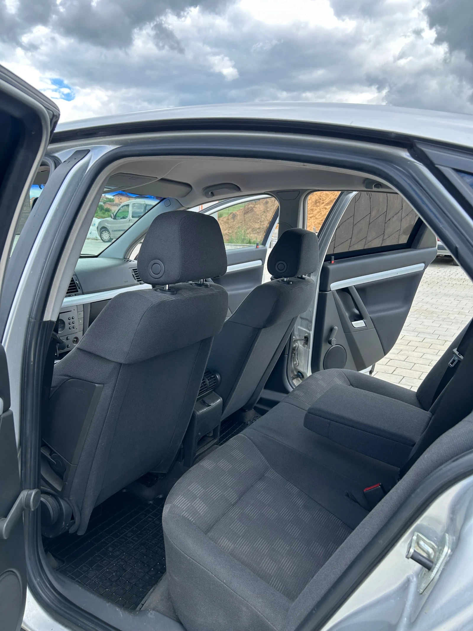 Opel Vectra GTS - изображение 7