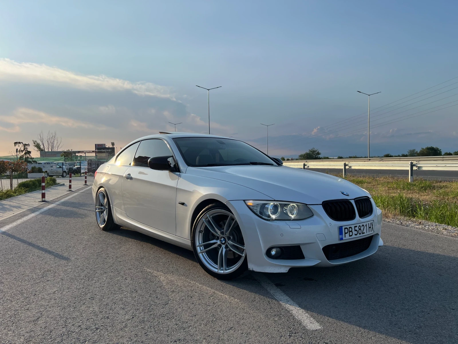 BMW 330 330d - изображение 3