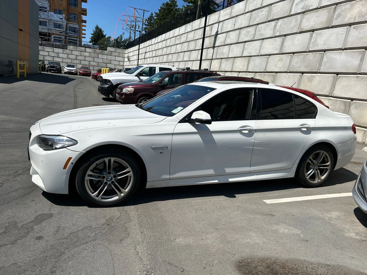 BMW 528 Facelift xDrive АВТОКРЕДИТ - изображение 4