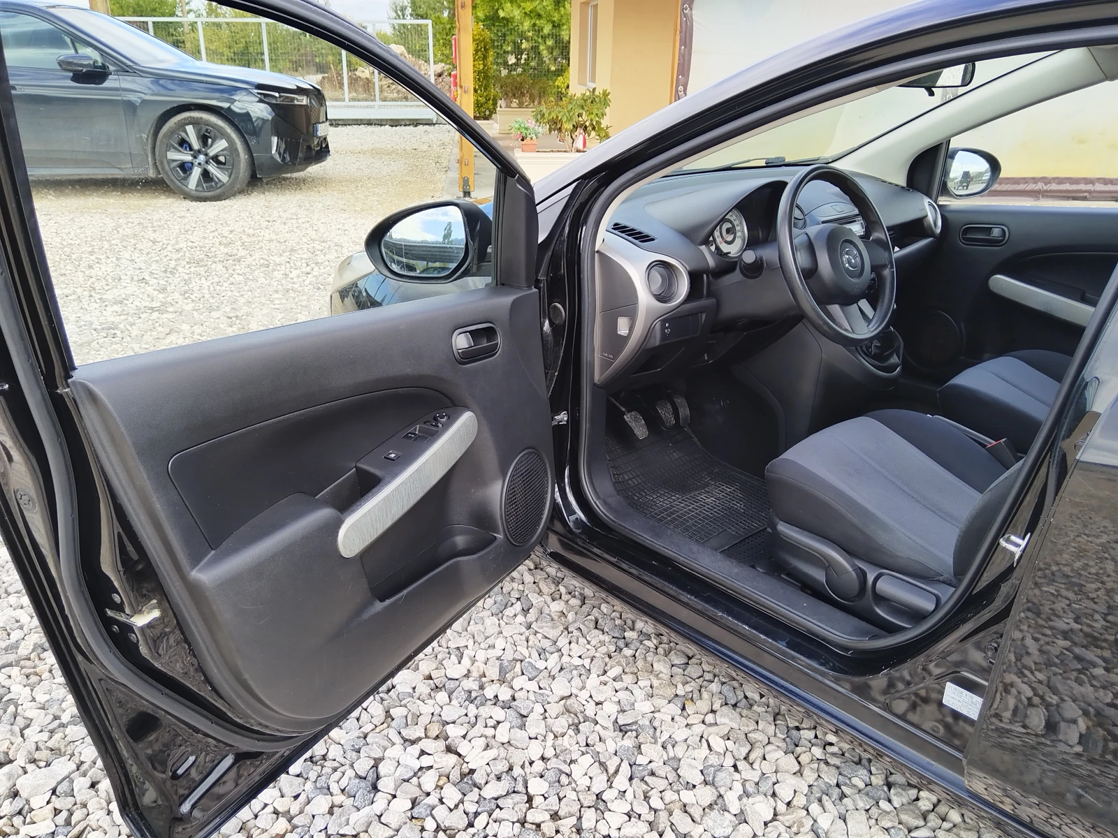 Mazda 2 1.3-75кс-154466км-КЛИМА - изображение 8
